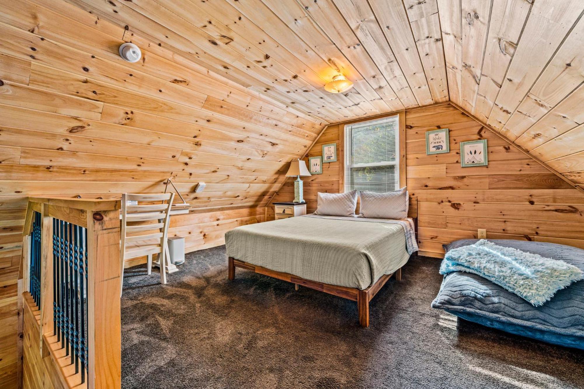 Summer Deals! - 10 Min To Parkway - Mt View- Hot Tub-Cozy Cabin Sevierville Luaran gambar