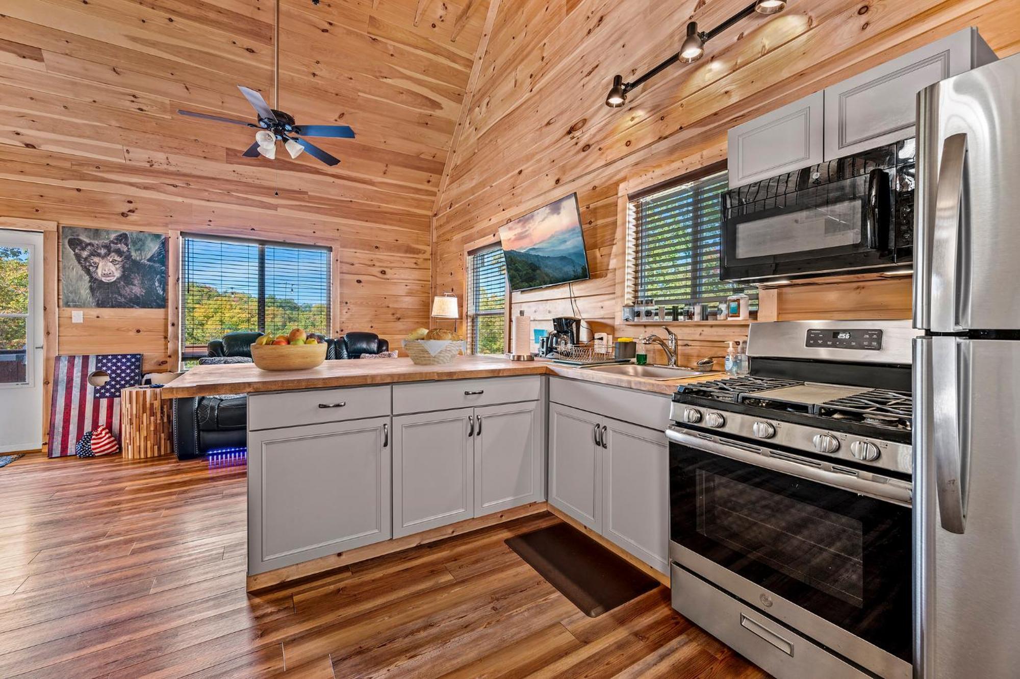 Summer Deals! - 10 Min To Parkway - Mt View- Hot Tub-Cozy Cabin Sevierville Luaran gambar